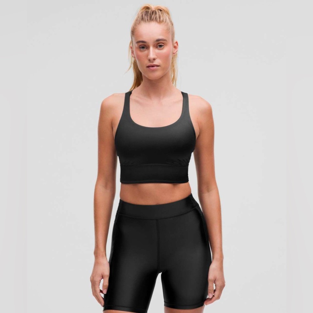 Lululemon Energy Longline Bra *Medium Support, B–D Cups Satin Shine
Black size 2